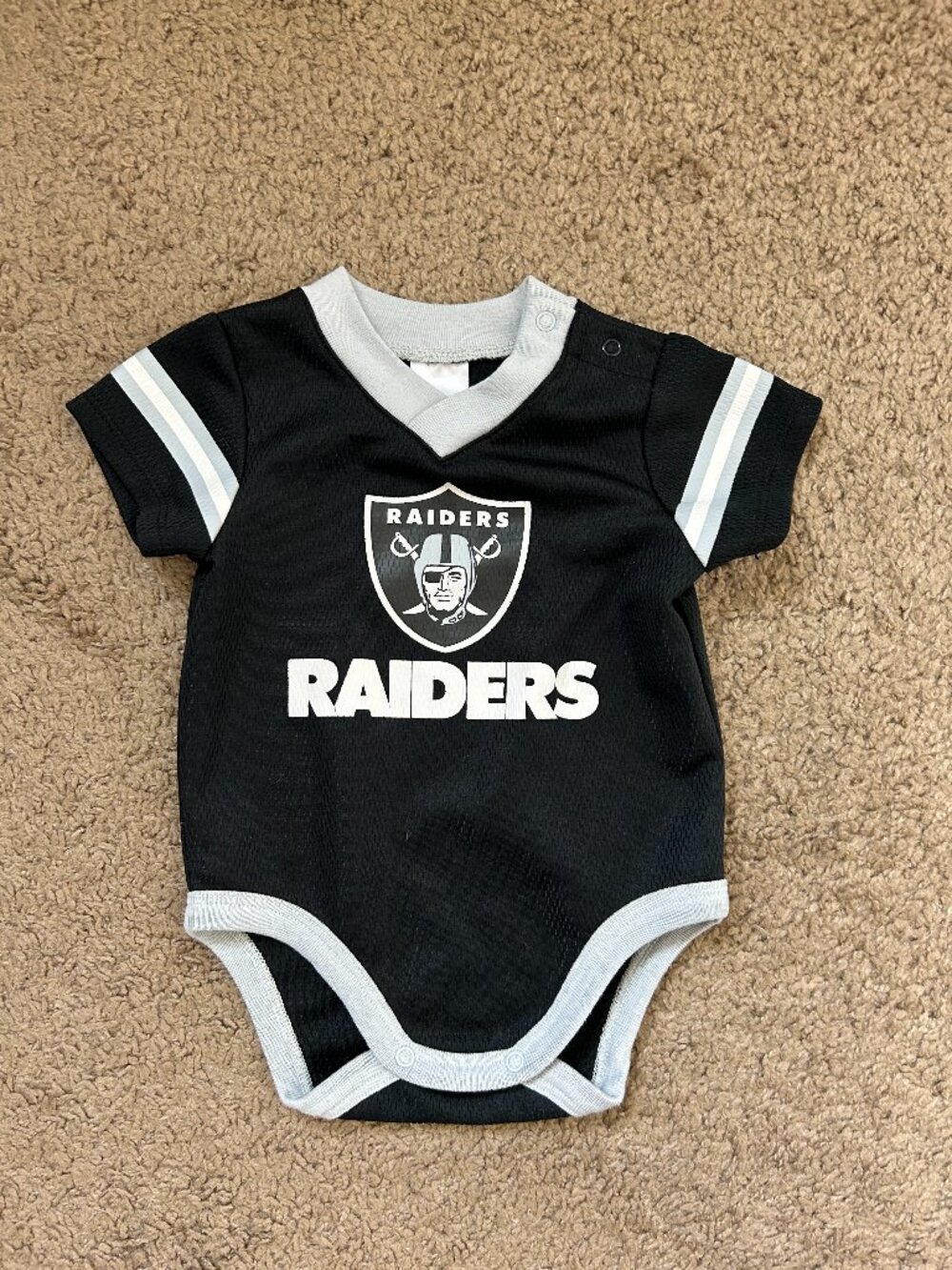 Raisers NFL Baby One Piece Jersey 0-3 Mos.
